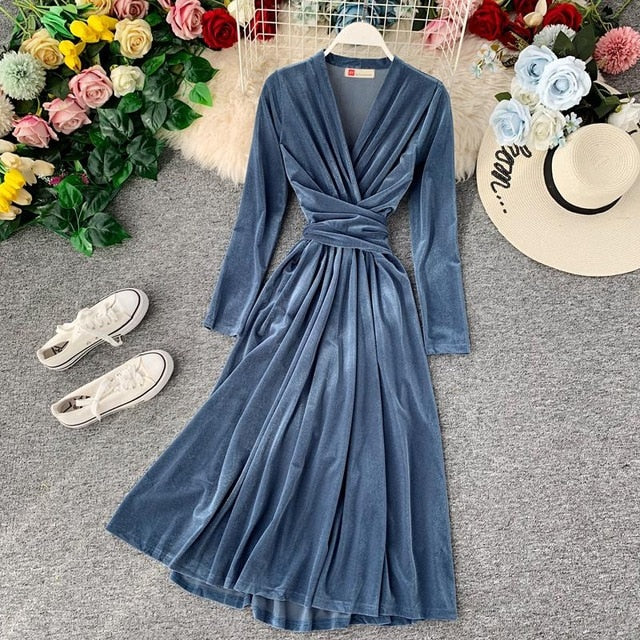 Vintage velvet dress women slim sexy v-neck bandage dresses vestidos new 2019 autumn winter long sleeve elegant casual long robe