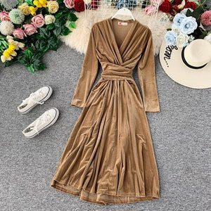 Vintage velvet dress women slim sexy v-neck bandage dresses vestidos new 2019 autumn winter long sleeve elegant casual long robe